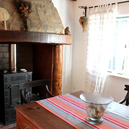 Charming House With Sea View In Casa vacanze